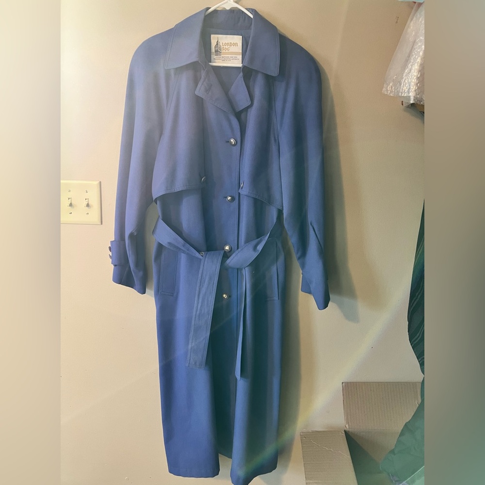 Vintage London Fog traditional trench coat in blue with silver hardware 14P